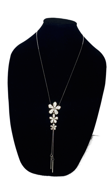 Elegant Flowers Necklace