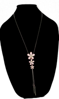 Elegant Flowers Necklace