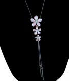 Elegant Flowers Necklace